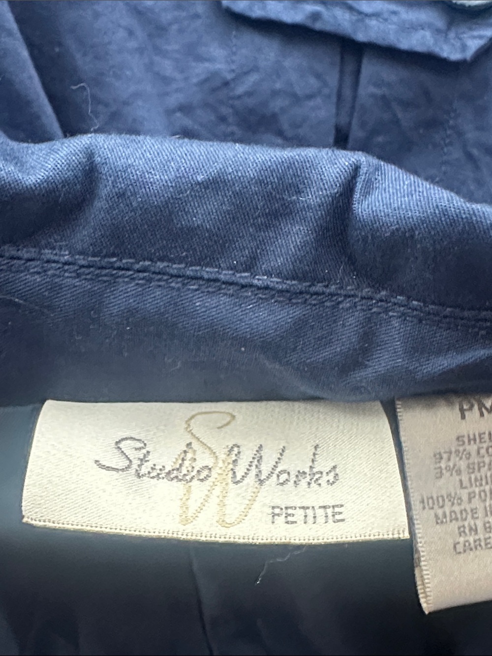 Women's Navy Button-Front Lightweight Jacket - Picture 7 of 7